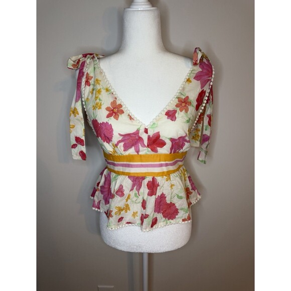 Francesca’s Ada Crochet Trim Floral Top Tie Shoulder Sleeves NWT Sz Medium - Picture 2 of 8